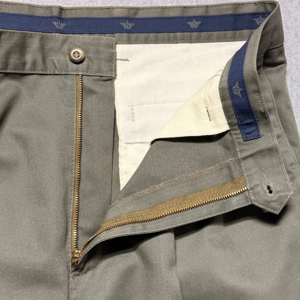 Dockers Mens 36x32 Pleated Chinos Olive Green Cotton Twill Pants 40443-8136‎